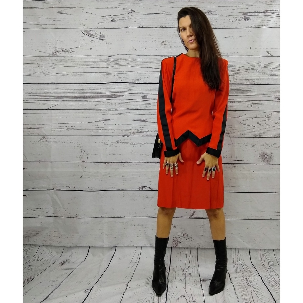 Amazing 80s skirt set power suit